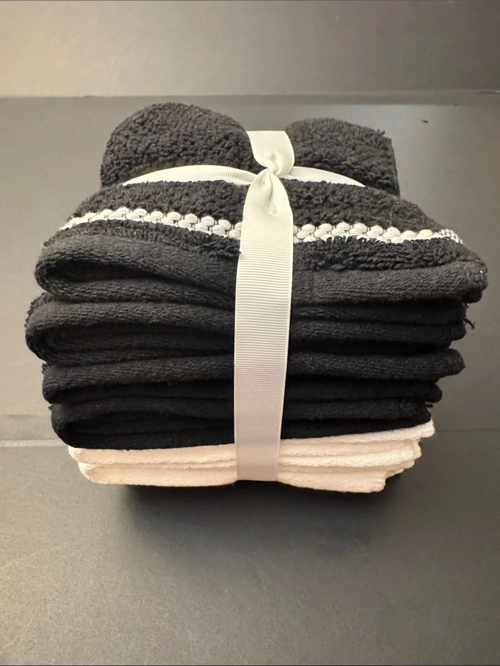 8pc TRULY LOU 💯% Cotton Washcloth Towel Set - 4WT4CAV - White/Black